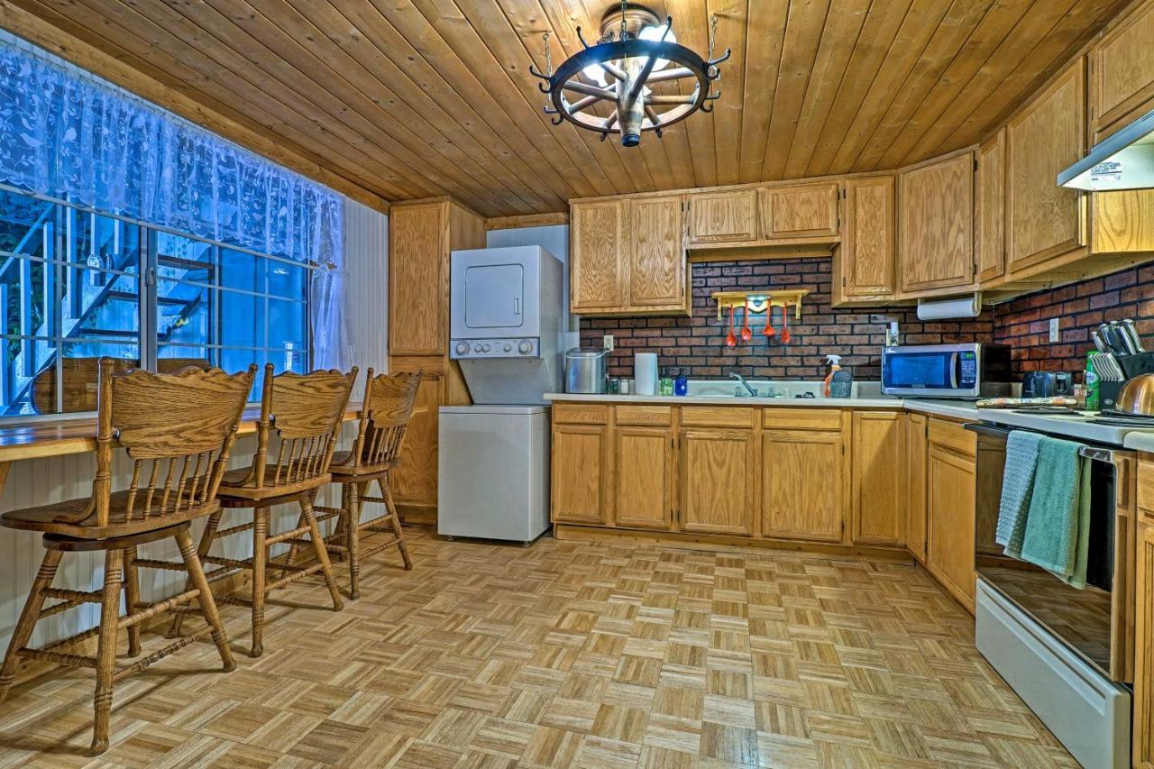 Charming Pioche Apartment On Main St Near Hiking! Exterior photo